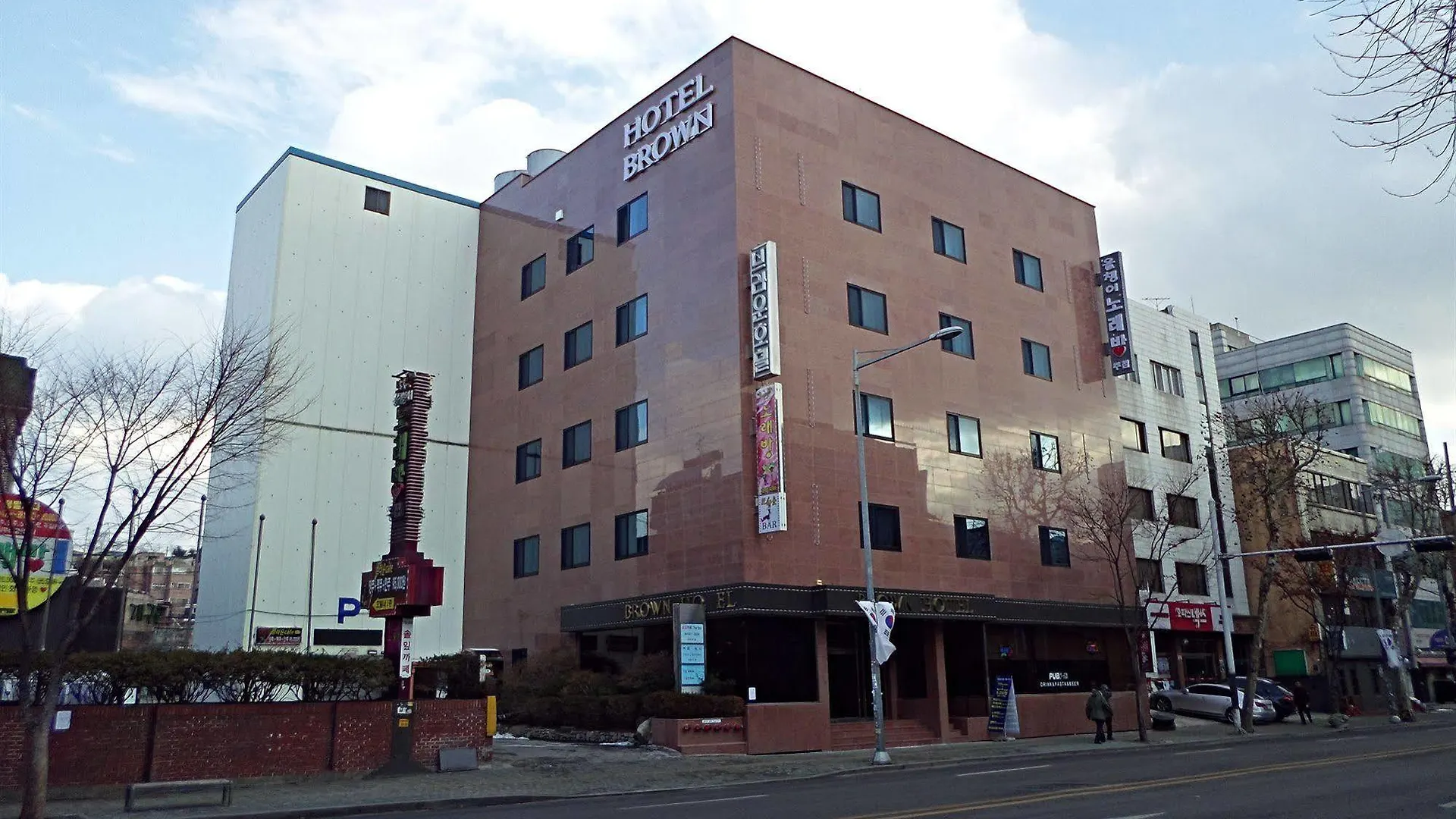 Brown Hotel location